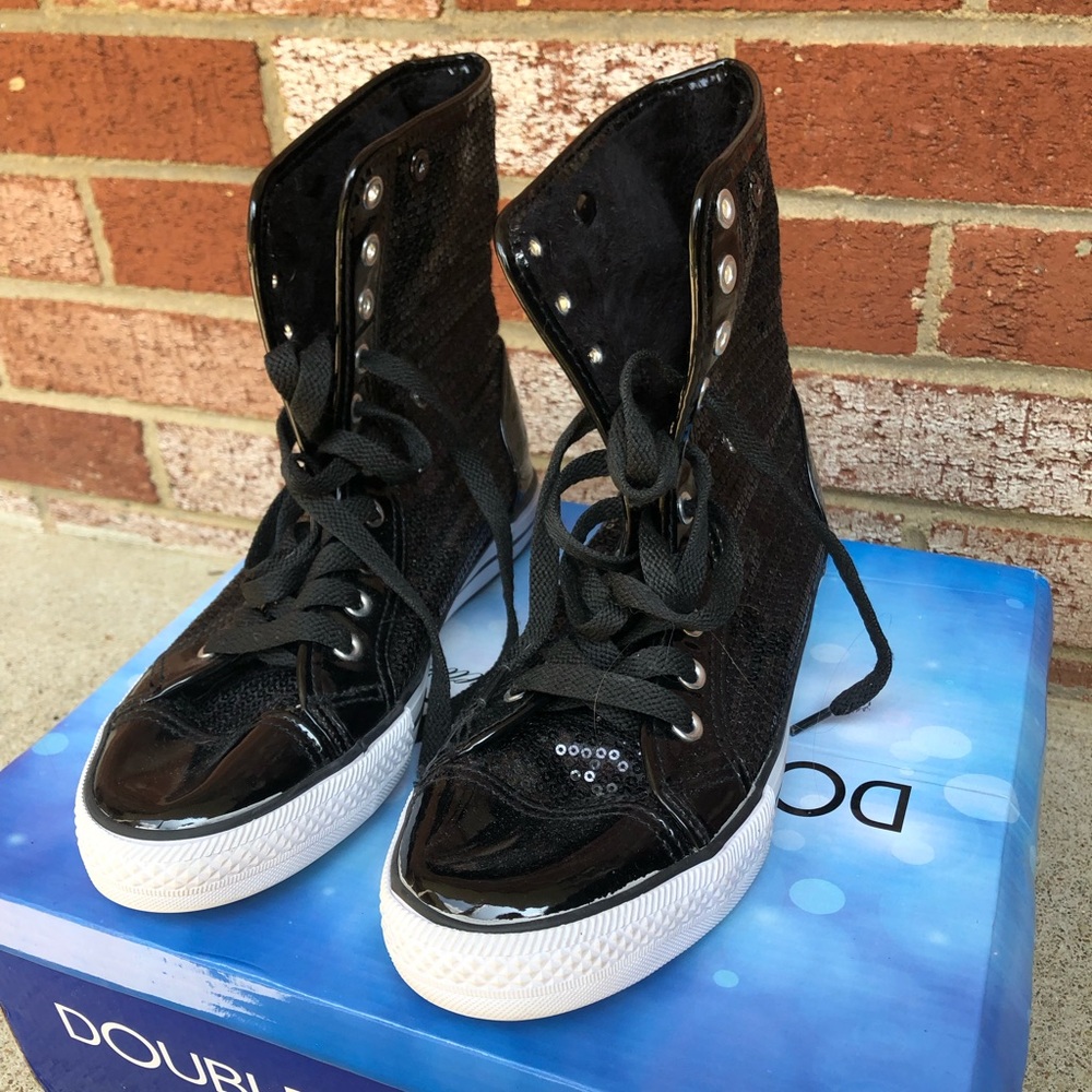 Black sparkly dance shoes
